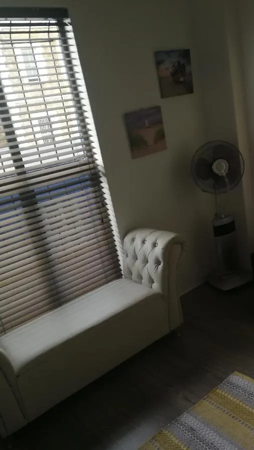 ** Oda ve Kahvaltı Woodstock Neo&Ruks Guest House Cape Town Güney Afrika