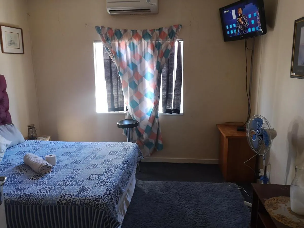 Woodstock Neo&Ruks Guest House Cape Town 2*,